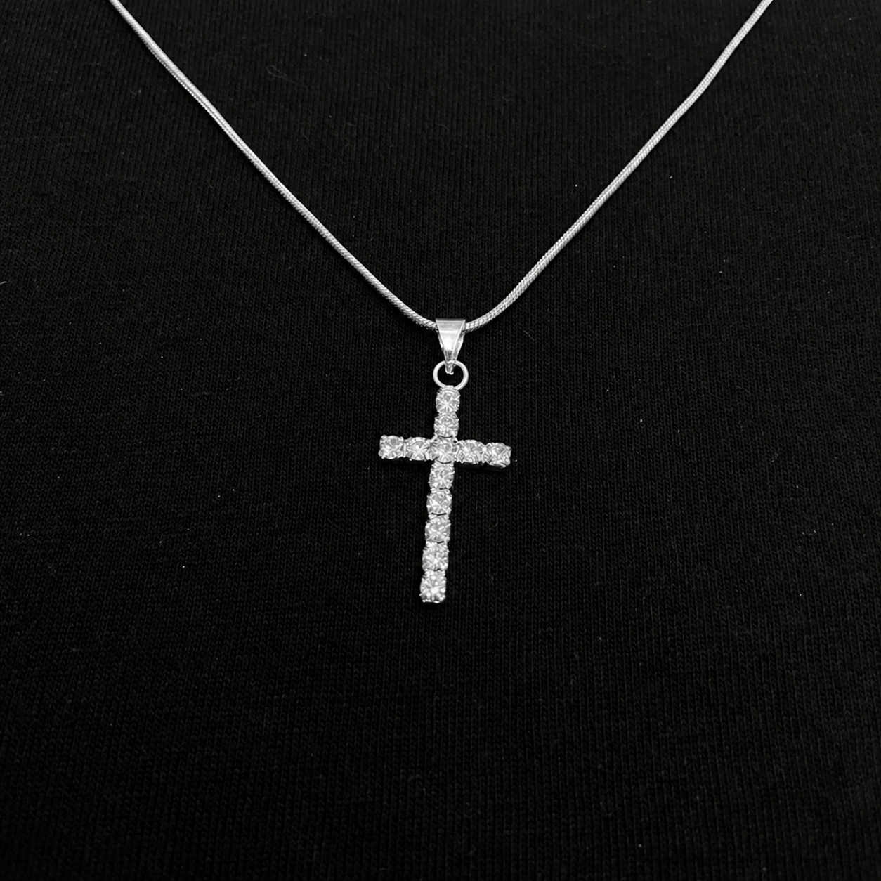 Colar Cruz Cravejada Veneziana Prata 925